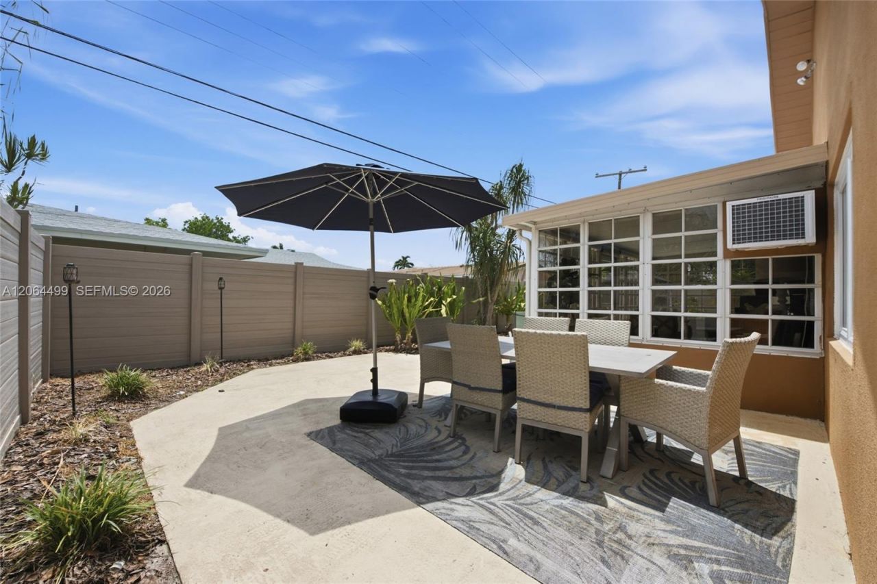 5640 NE 16th Ave, Fort Lauderdale, FL 33334 Photo