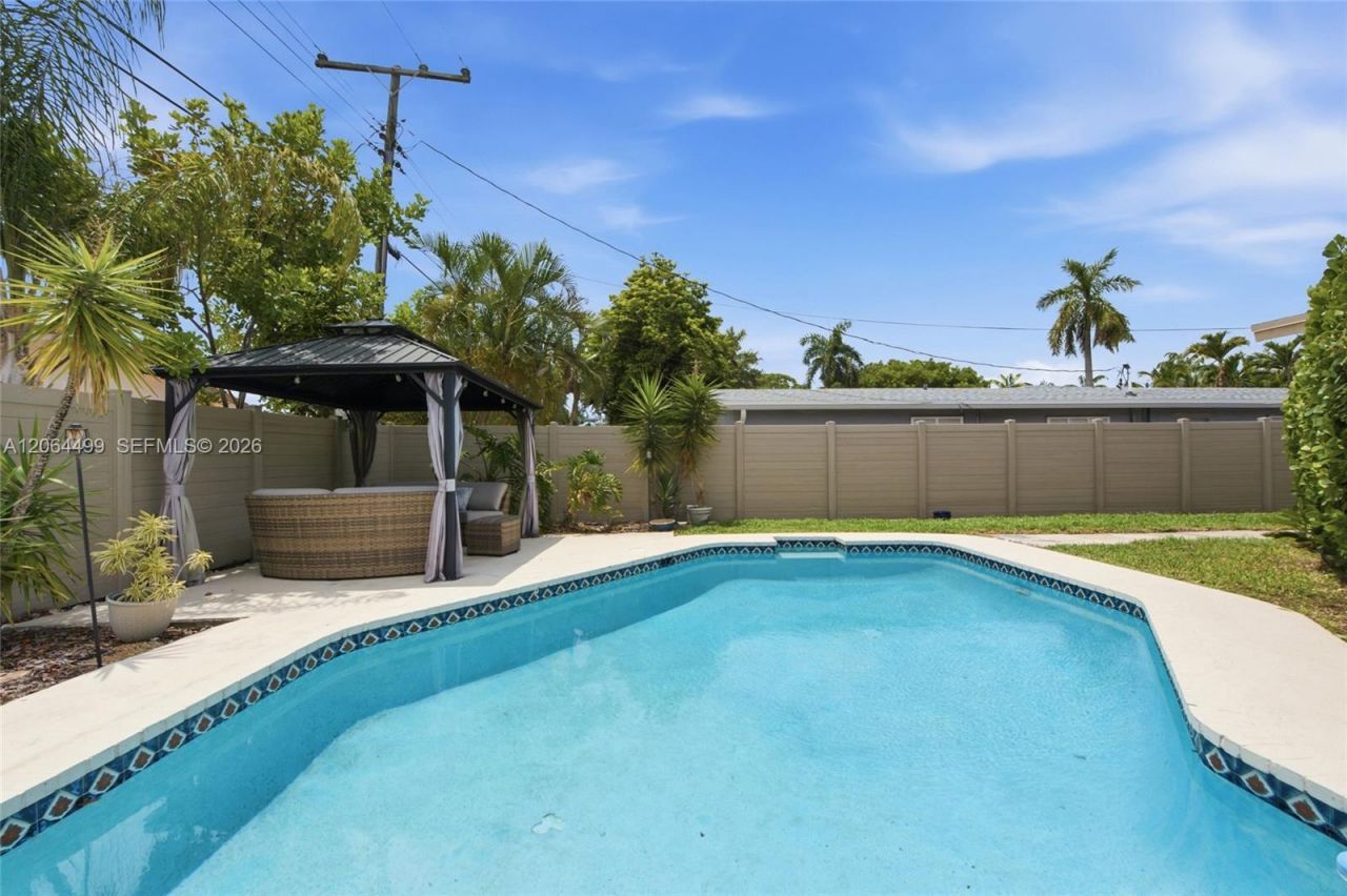 5640 NE 16th Ave, Fort Lauderdale, FL 33334 Photo