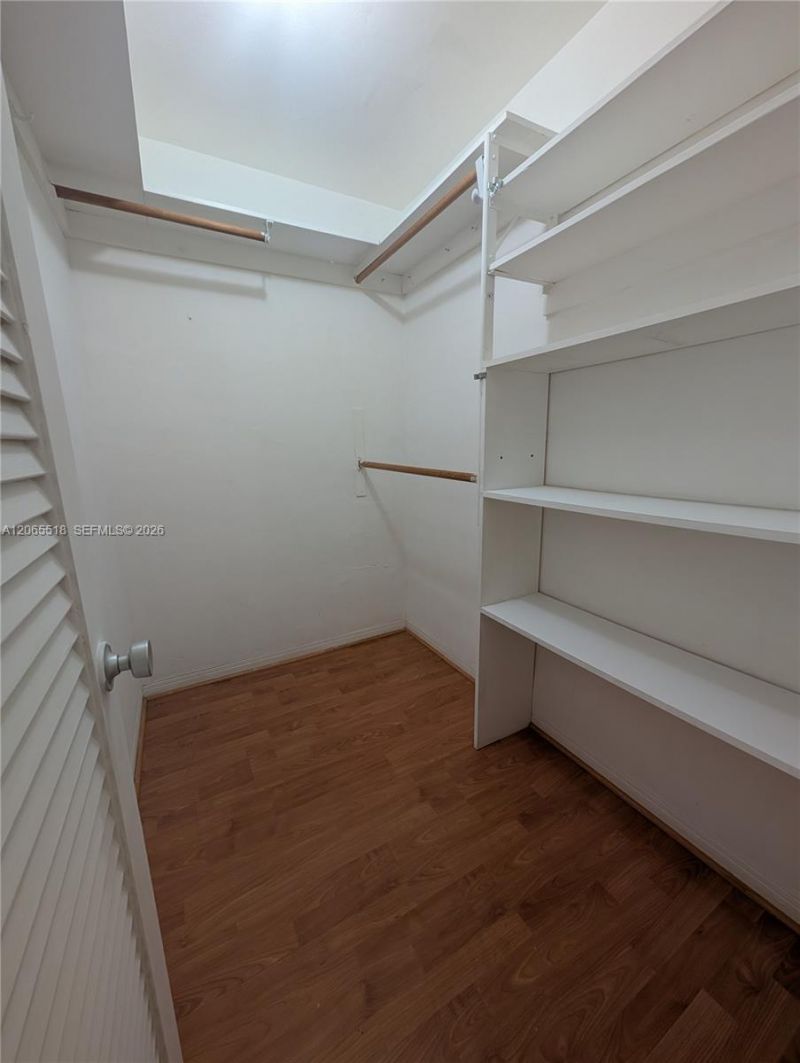 900 Tallwood Ave, Unit 305, Hollywood, FL 33021 Photo
