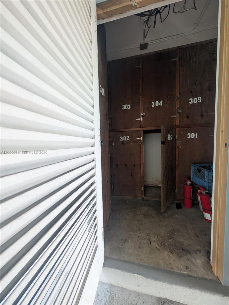 900 Tallwood Ave, Unit 305, Hollywood, FL 33021 Photo
