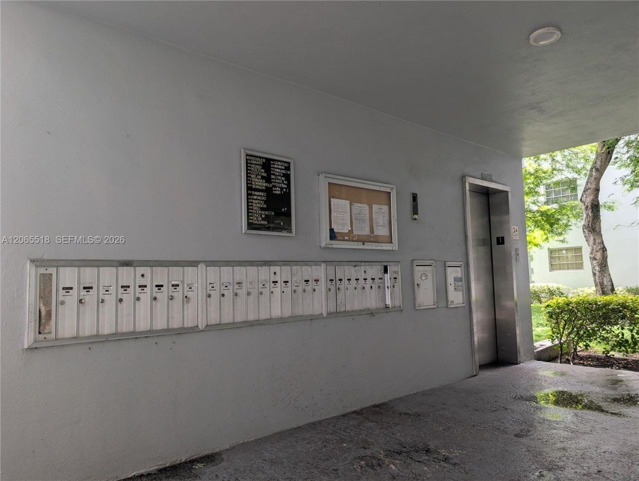 900 Tallwood Ave, Unit 305, Hollywood, FL 33021 Photo