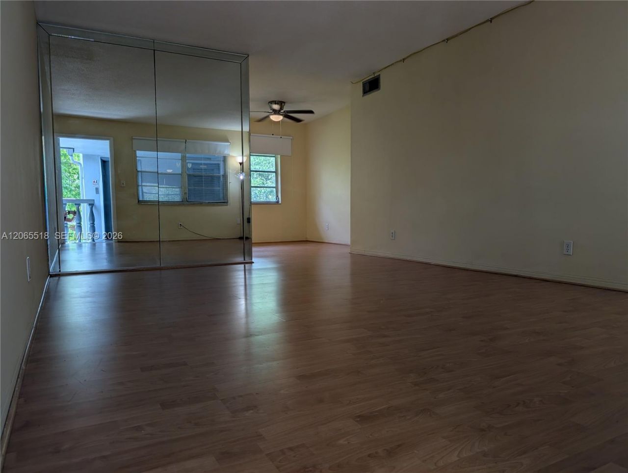 900 Tallwood Ave, Unit 305, Hollywood, FL 33021 Photo
