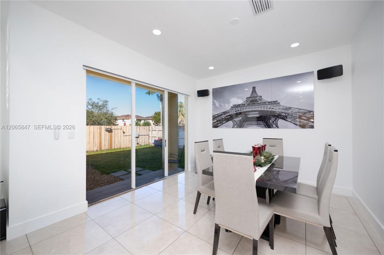 1046 NE 17th Ter , Homestead, FL 33033 Photo
