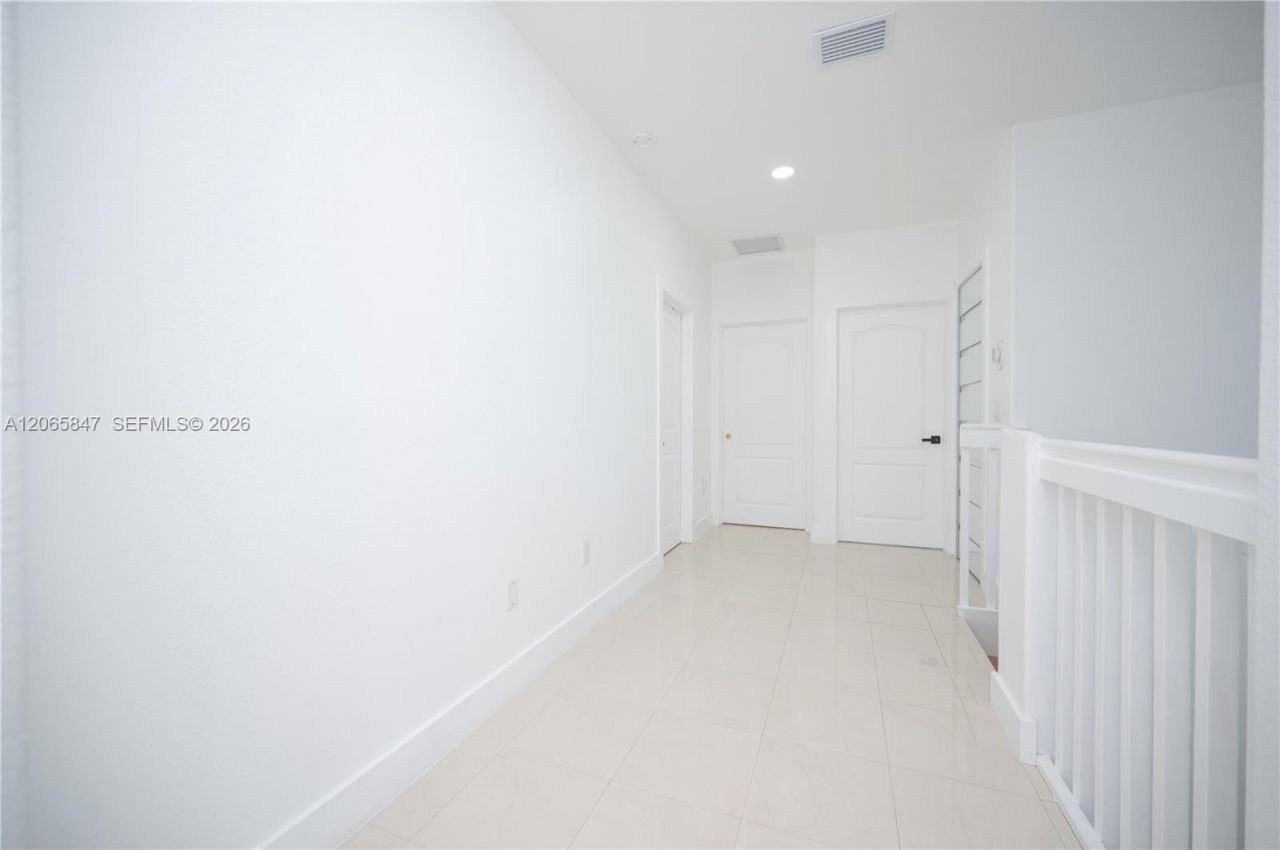 1046 NE 17th Ter , Homestead, FL 33033 Photo