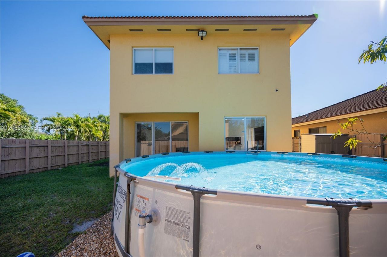 1046 NE 17th Ter , Homestead, FL 33033 Photo