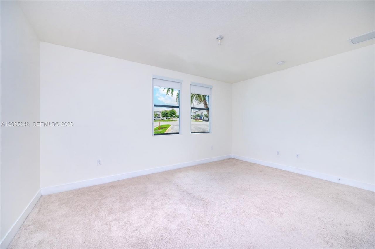 10461 NW 82nd St , Unit 10, Doral, FL 33178 Photo