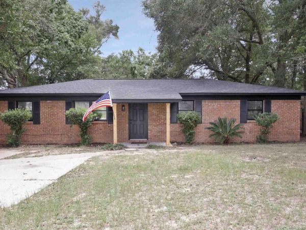 7075 Ben Sasser Dr, Pensacola, FL 32526