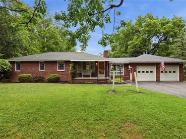 62 Ellis Drive, West Falls, NY 14170
