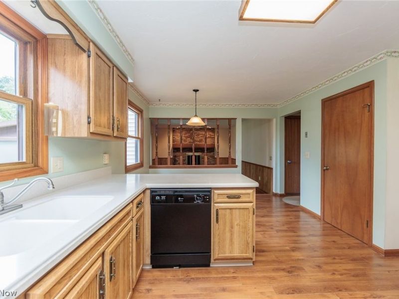 3880 Clearwater Drive, Parma, OH 44134 Photo 12