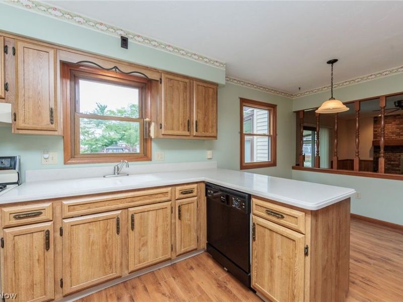3880 Clearwater Drive, Parma, OH 44134 Photo 13