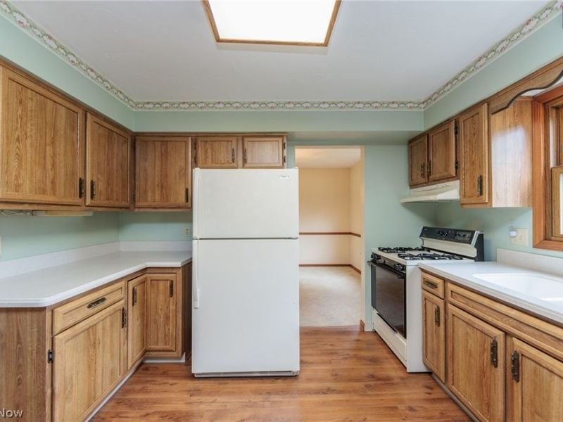 3880 Clearwater Drive, Parma, OH 44134 Photo 15