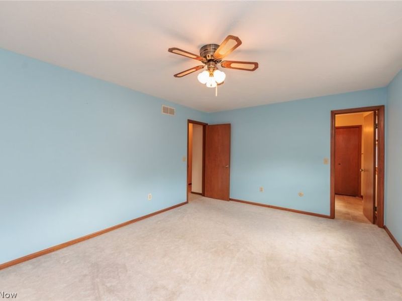 3880 Clearwater Drive, Parma, OH 44134 Photo 38