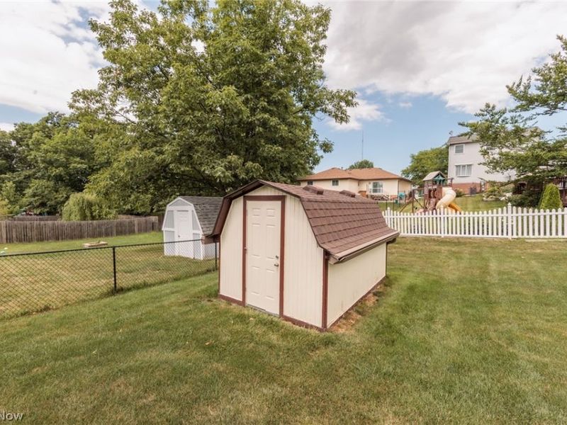 3880 Clearwater Drive, Parma, OH 44134 Photo 48