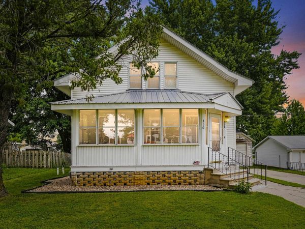 310 N Williams Street, Earlville, IA 52041