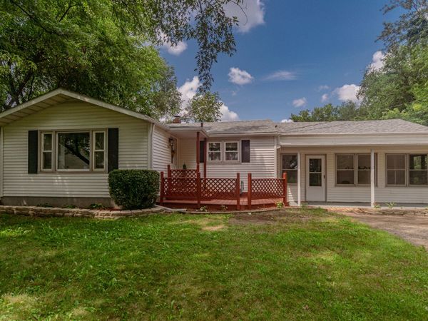 1826 Leonard Road , Rockford, IL 61109