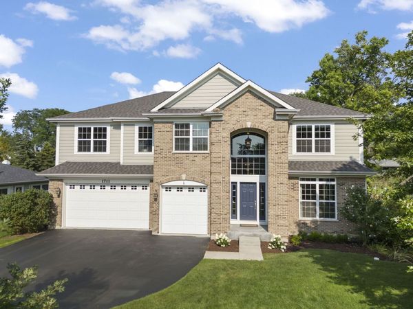 1711 Driving Park Road, Wheaton, IL 60187