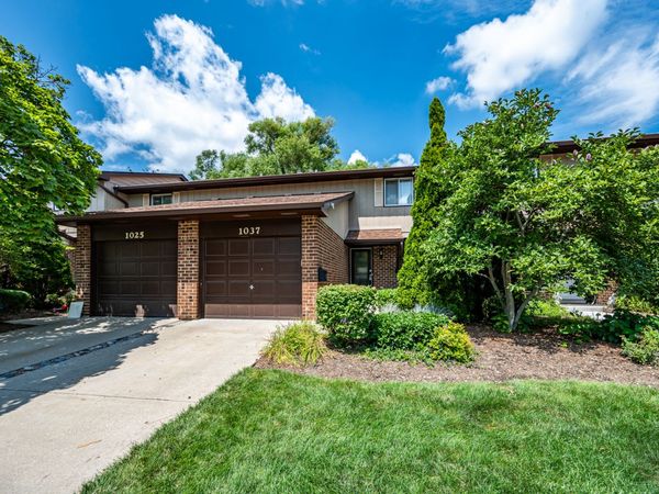 1037 Loughborough Court , Unit 1037, Wheaton, IL 60187