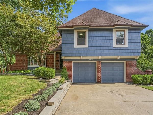 10713 W 98th Street, Overland Park, KS 66214