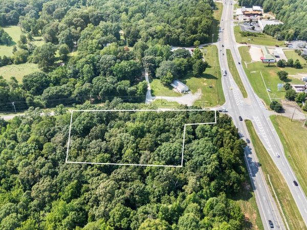2597 SK Boulevard, Commerce, GA 30529