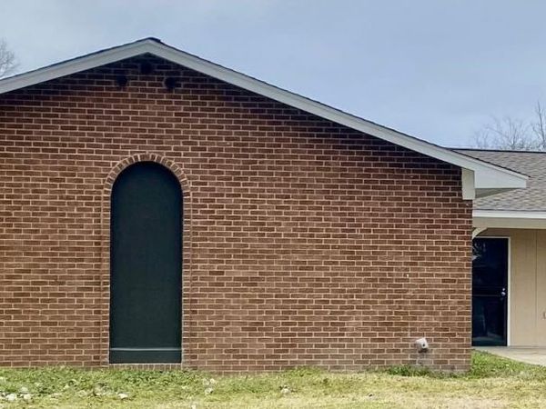 1736 S Pear Lane, Greenville, MS 38703