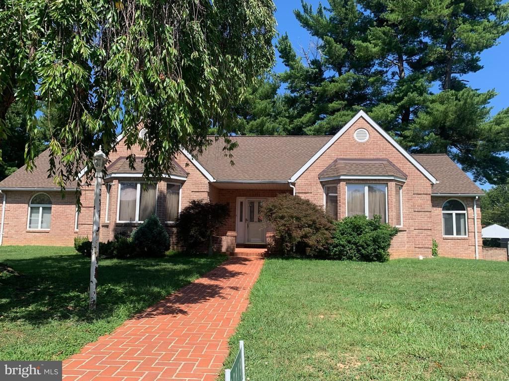 10819 WILCOX DRIVE , WILLIAMSPORT, MD 21795