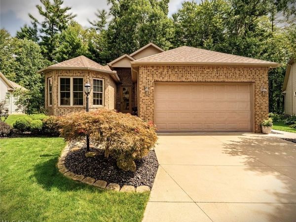 4650 Championship Court, Canfield, OH 44406
