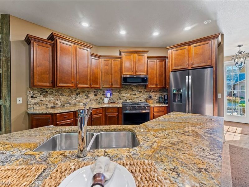4650 Championship Court, Canfield, OH 44406 Photo 5