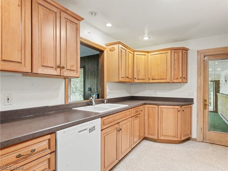 1333 Greenwood Avenue, Kent, OH 44240 Photo 10