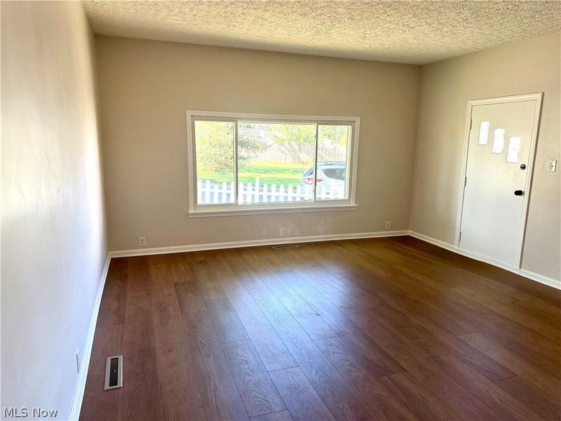 8246 W Columbia Street, Masury, OH 44438 Photo 29