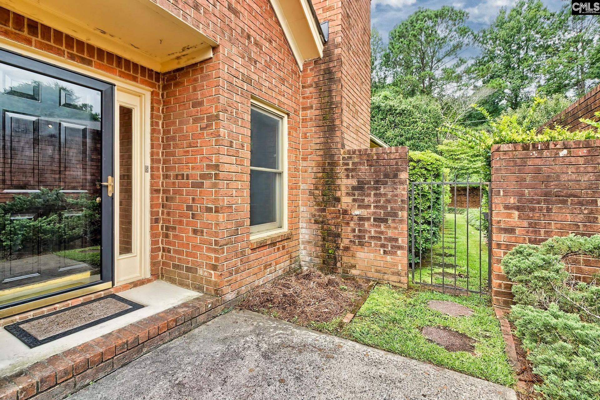 208 Valley Vine Court  Photo 6
