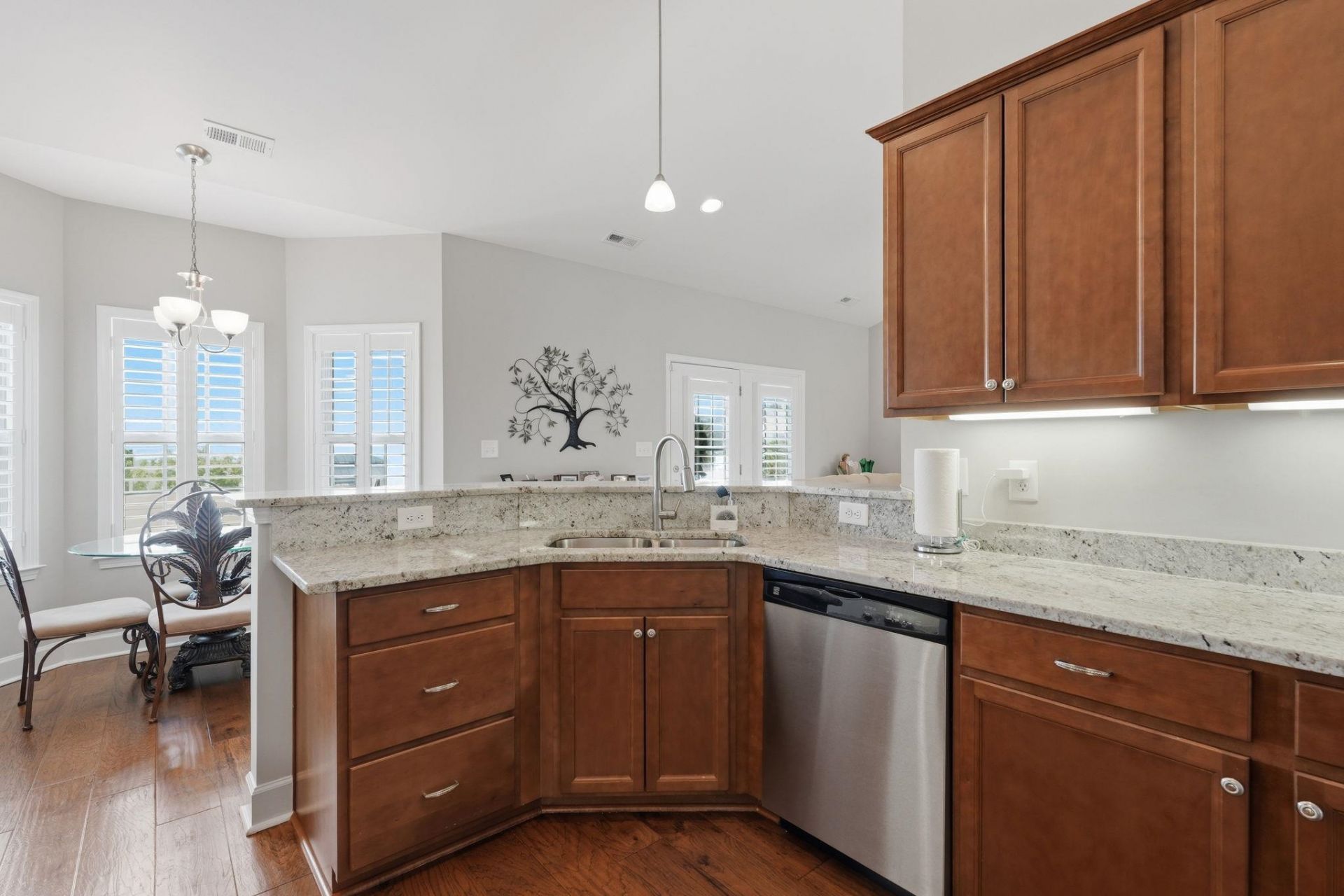 4101 Ridgewood Dr. Photo 20