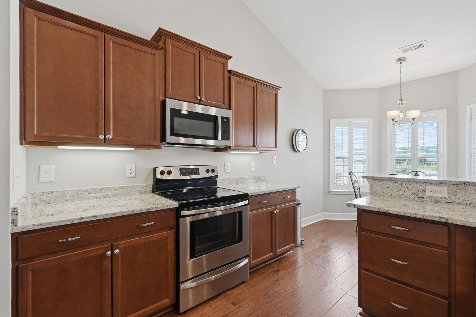 4101 Ridgewood Dr. Photo 21
