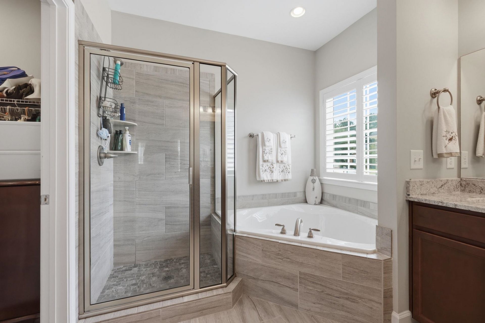 4101 Ridgewood Dr. Photo 28