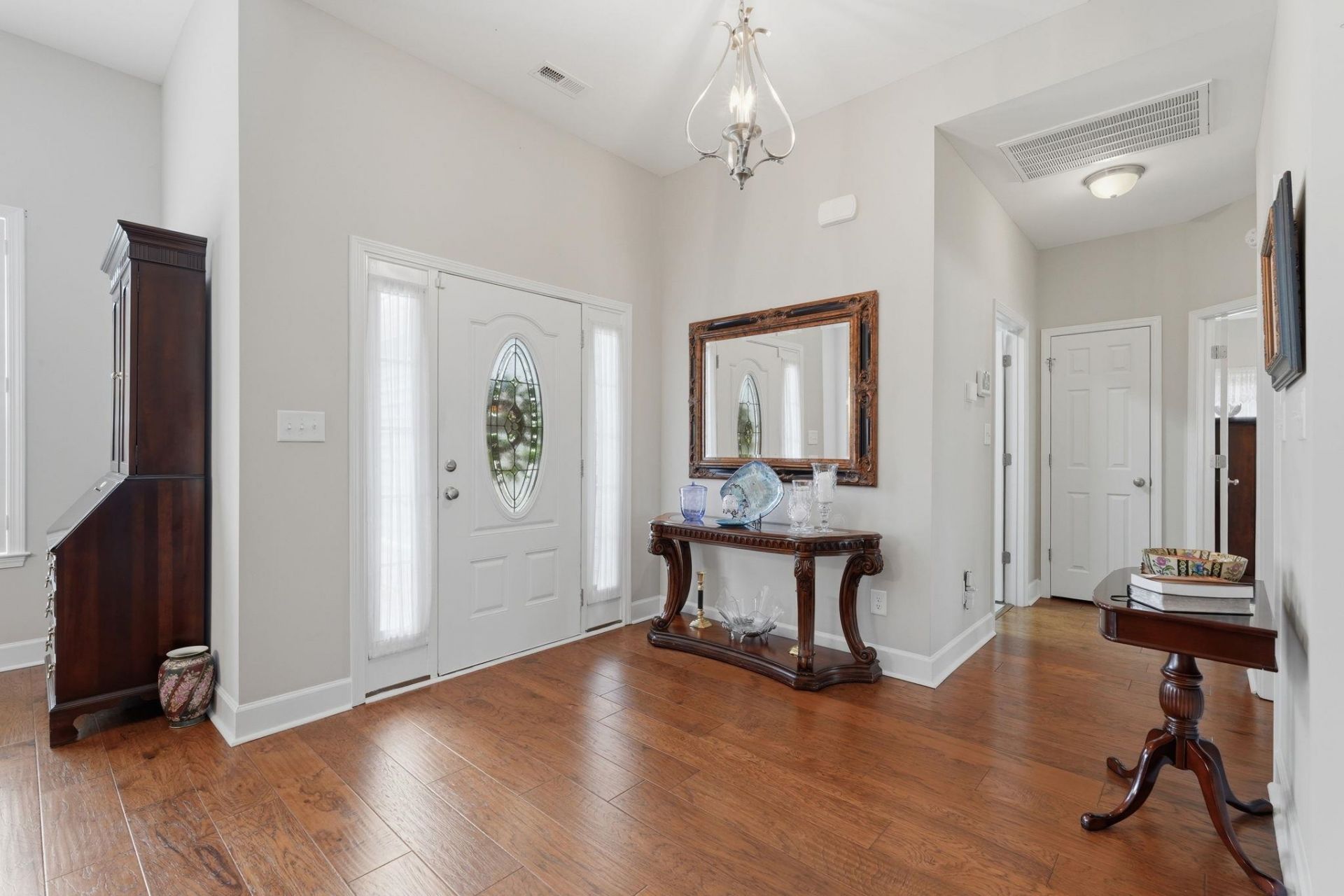 4101 Ridgewood Dr. Photo 4