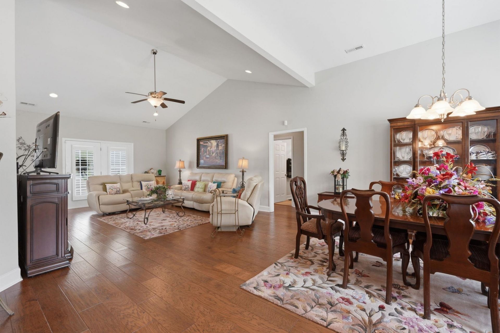 4101 Ridgewood Dr. Photo 5