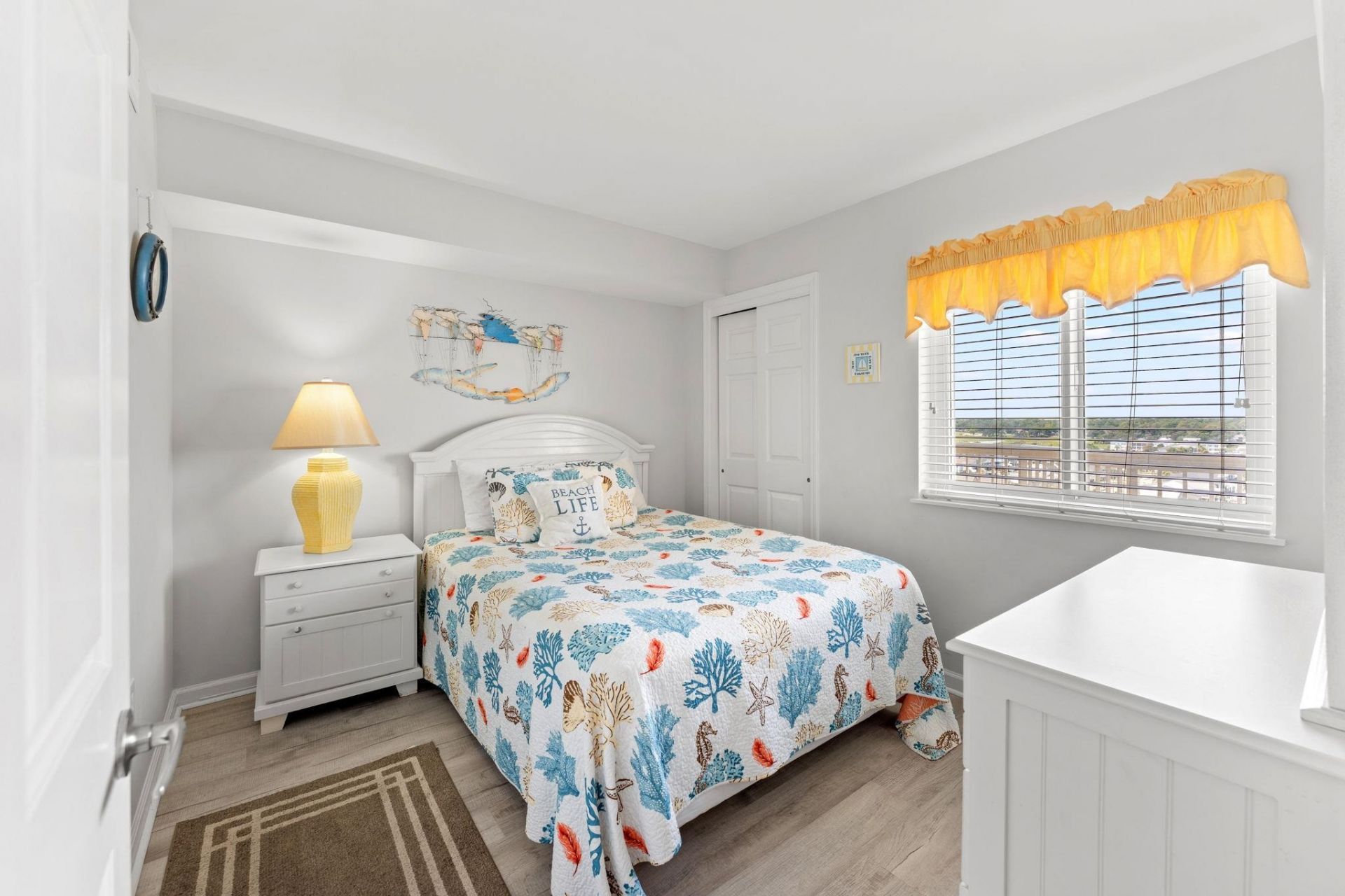 5404 N Ocean Blvd. Photo 17