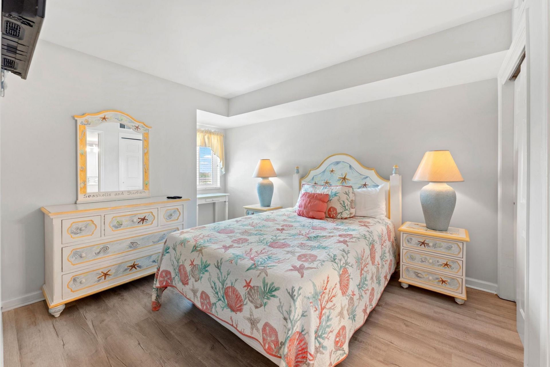 5404 N Ocean Blvd. Photo 20