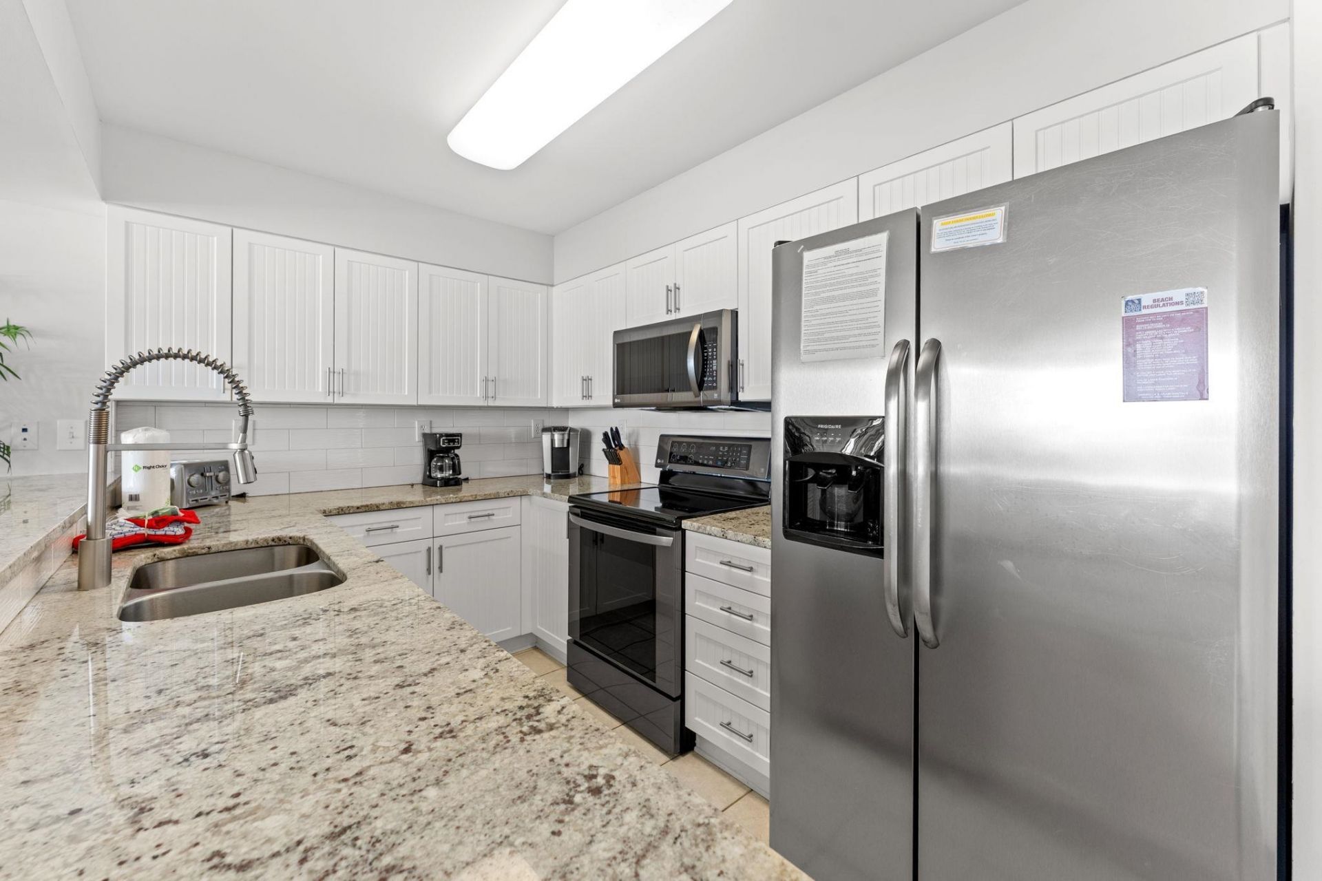 5404 N Ocean Blvd. Photo 8