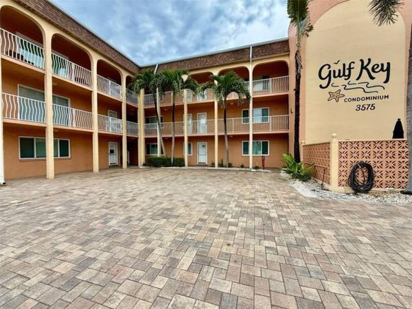 3575 GULF BOULEVARD, Unit 202, ST PETERSBURG, FL 33706