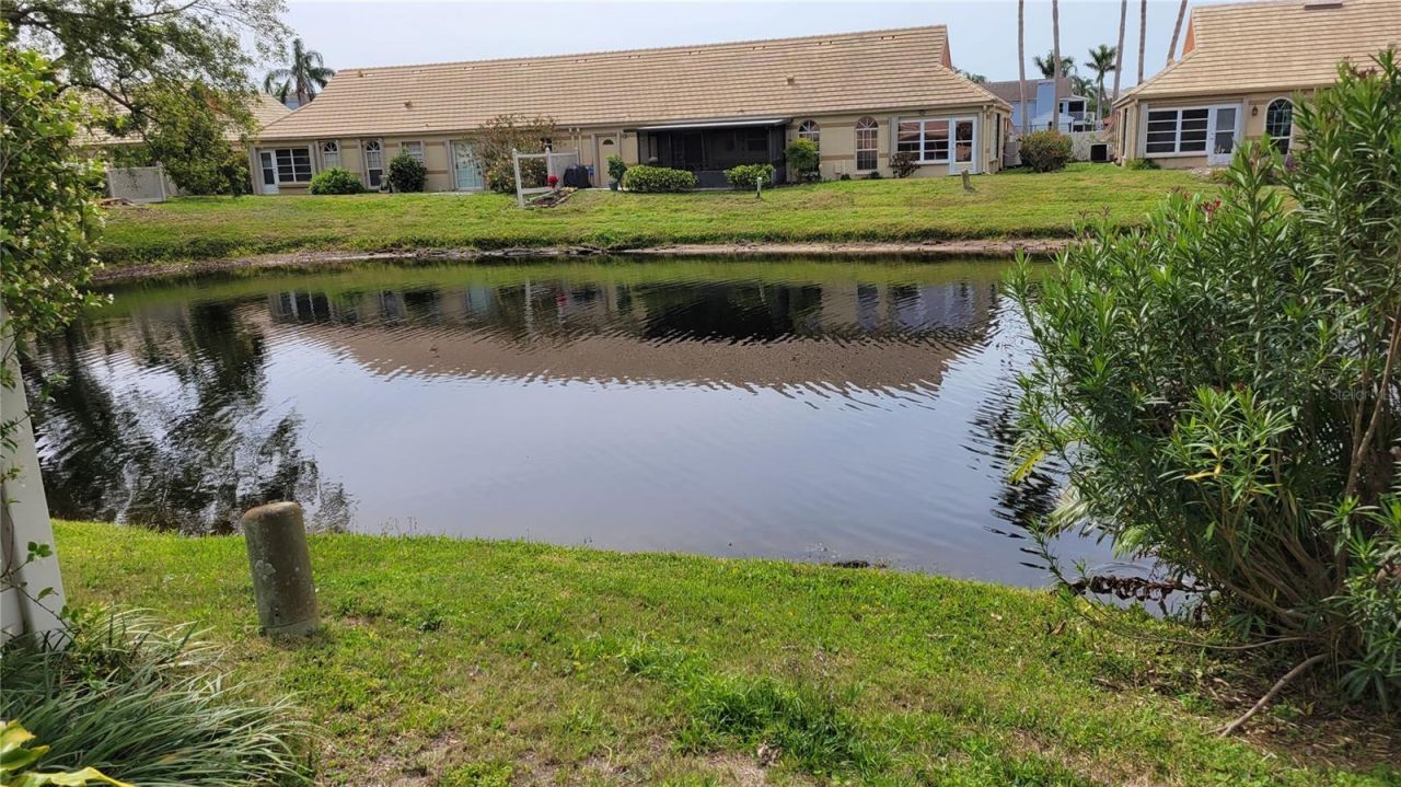 3520 57th Avenue Circle W, Unit 10, Bradenton, FL 34210 Photo