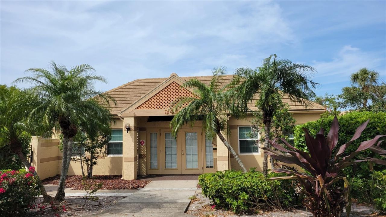 3520 57th Avenue Circle W, Unit 10, Bradenton, FL 34210 Photo