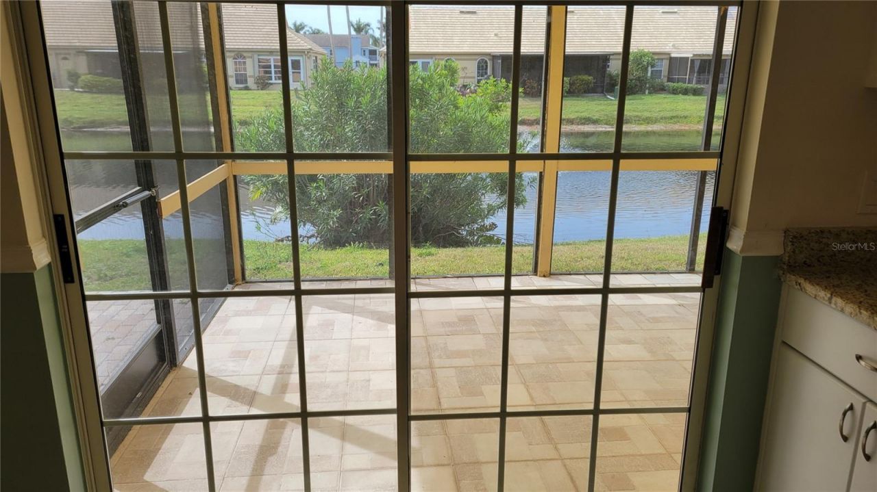 3520 57th Avenue Circle W, Unit 10, Bradenton, FL 34210 Photo