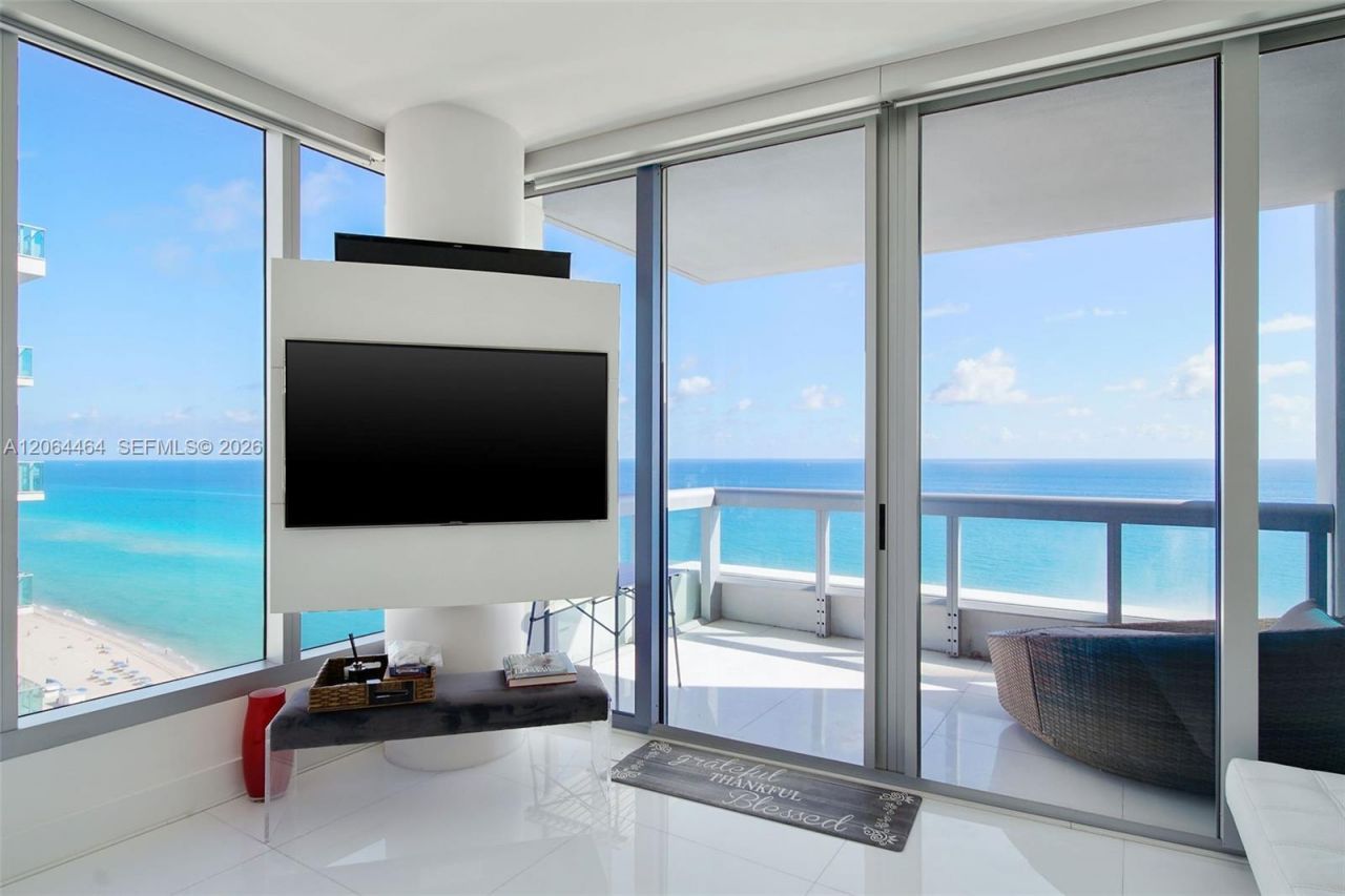 6899 Collins Ave , Unit 1905, Miami Beach, FL 33141 Photo