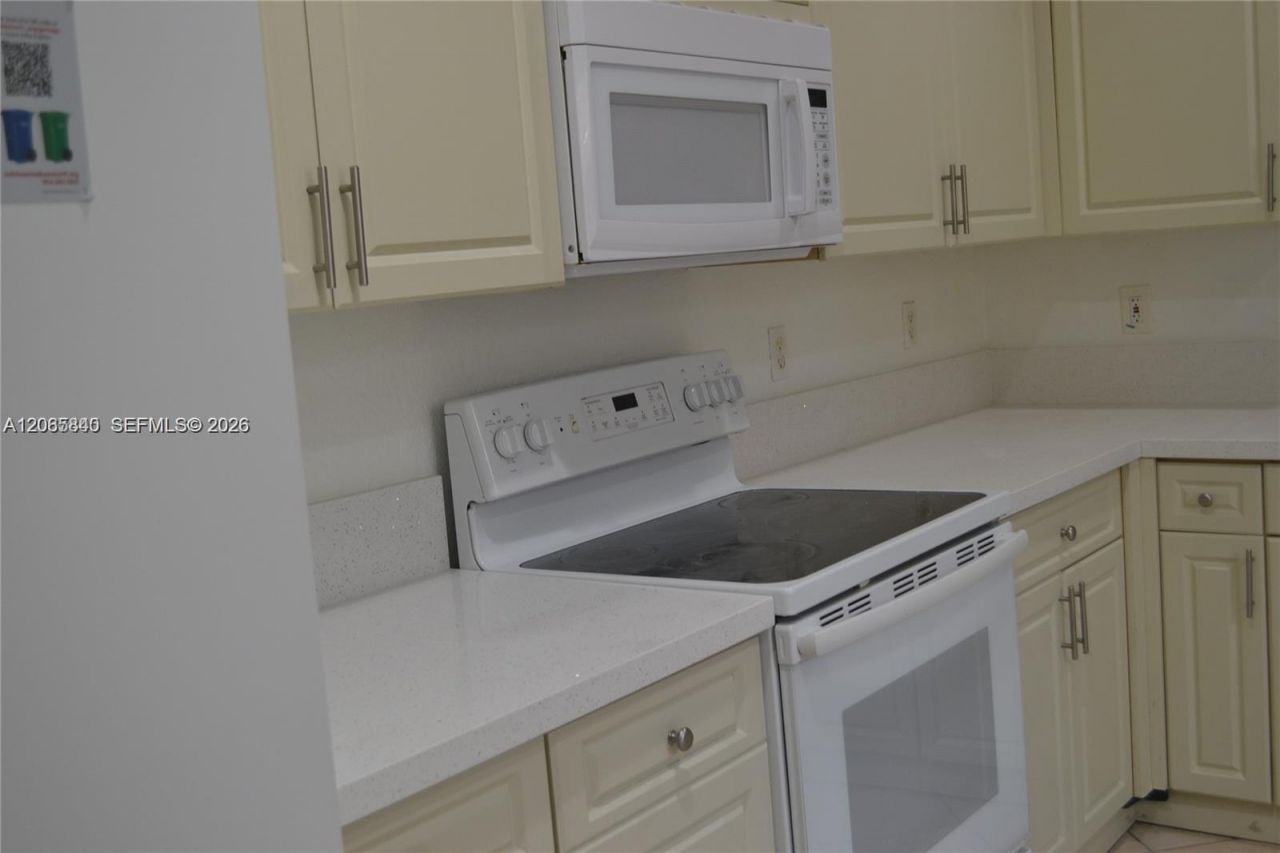 3973 Orange Tree Ln, Weston, FL 33332 Photo