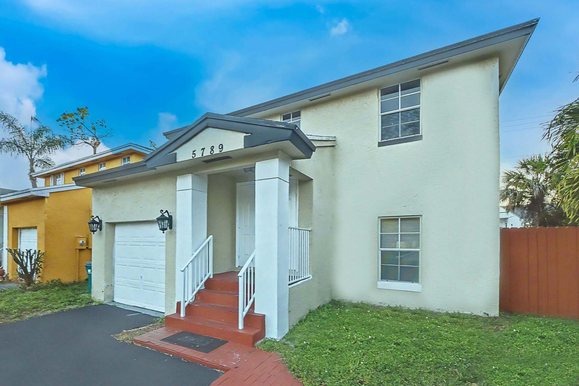 5789 Woodland Point Drive, Tamarac, FL 33319 Photo
