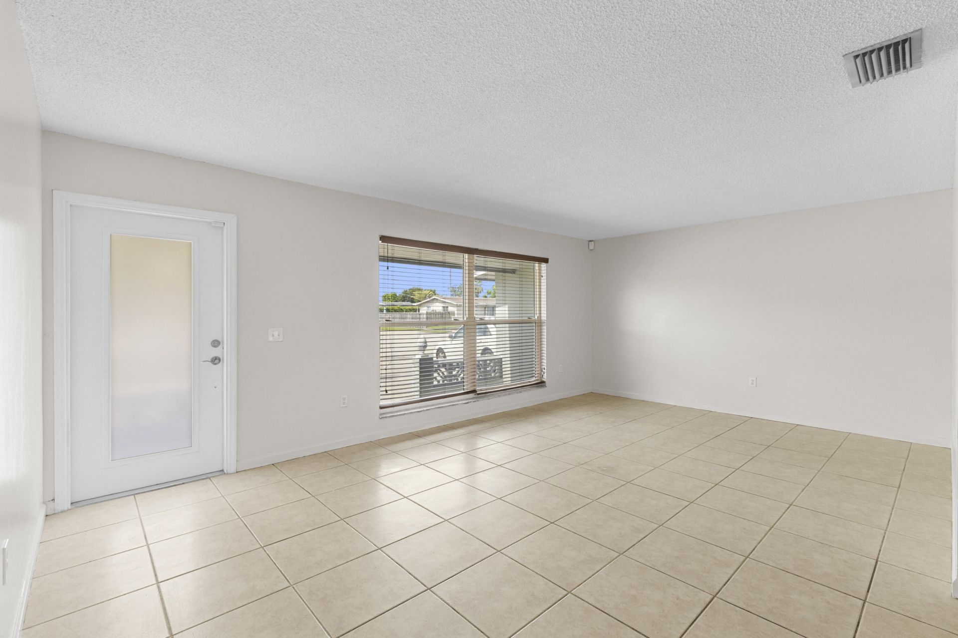 9171 NW 26th Place, Sunrise, FL 33322 Photo