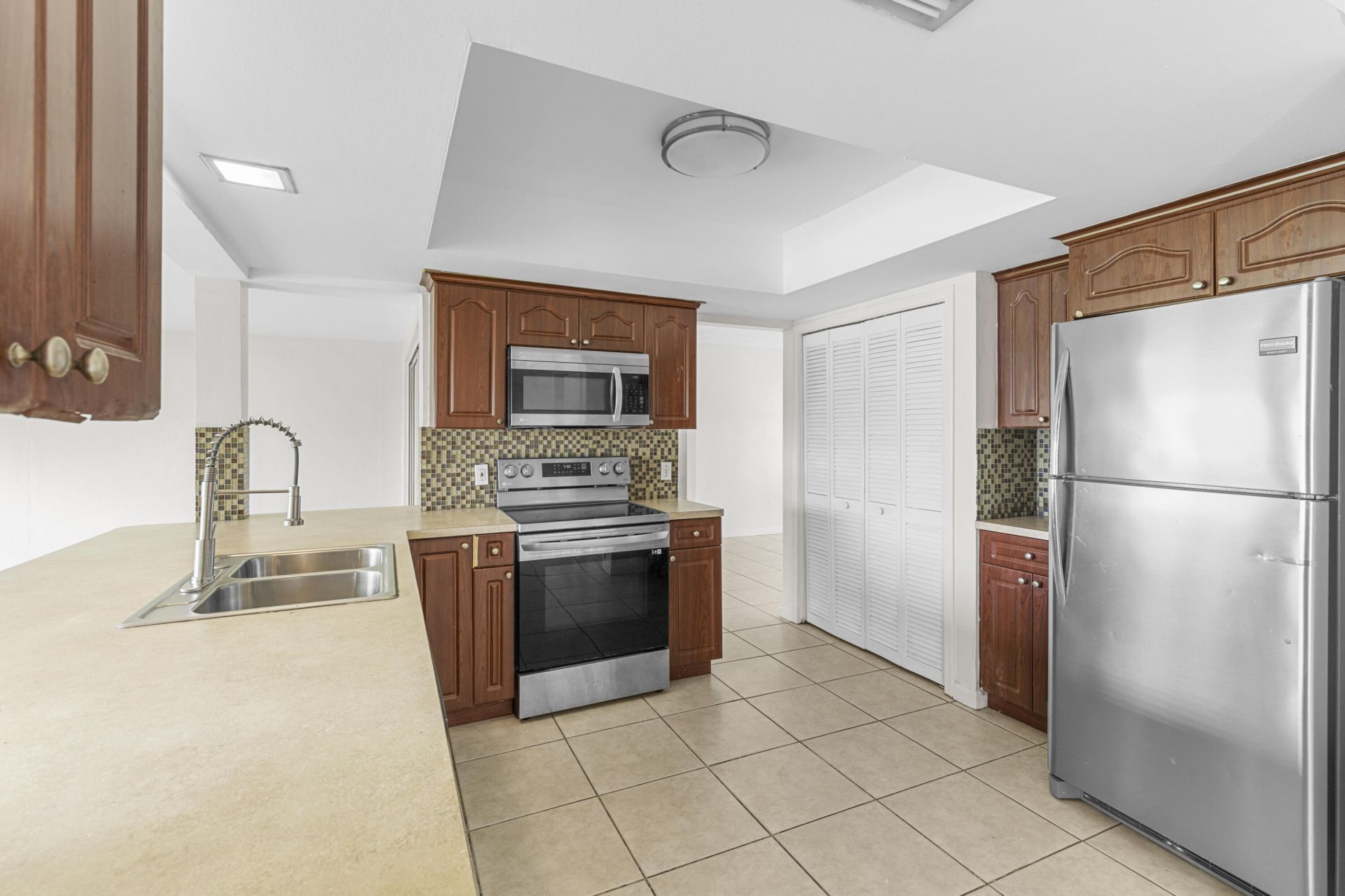 9171 NW 26th Place, Sunrise, FL 33322 Photo