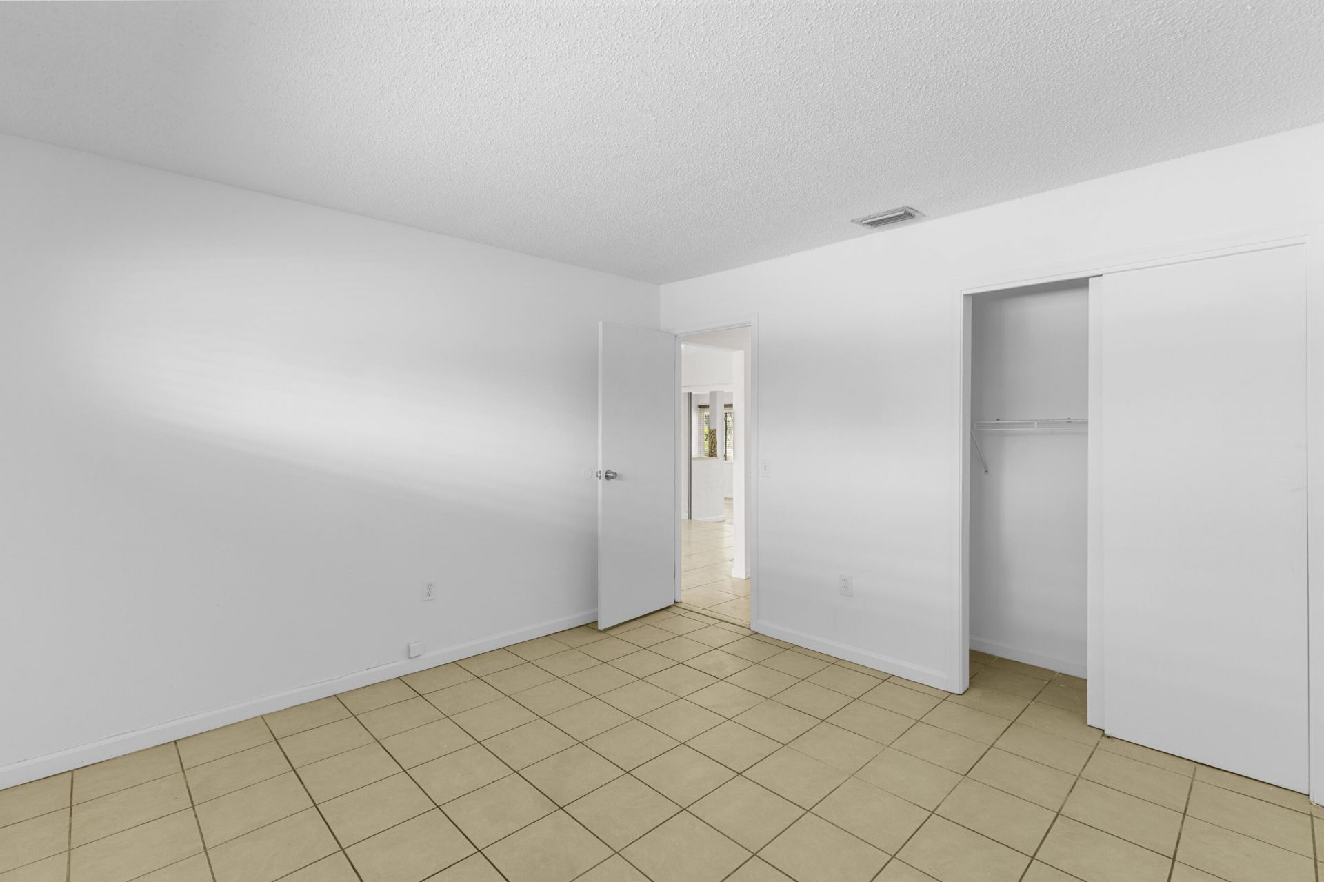9171 NW 26th Place, Sunrise, FL 33322 Photo