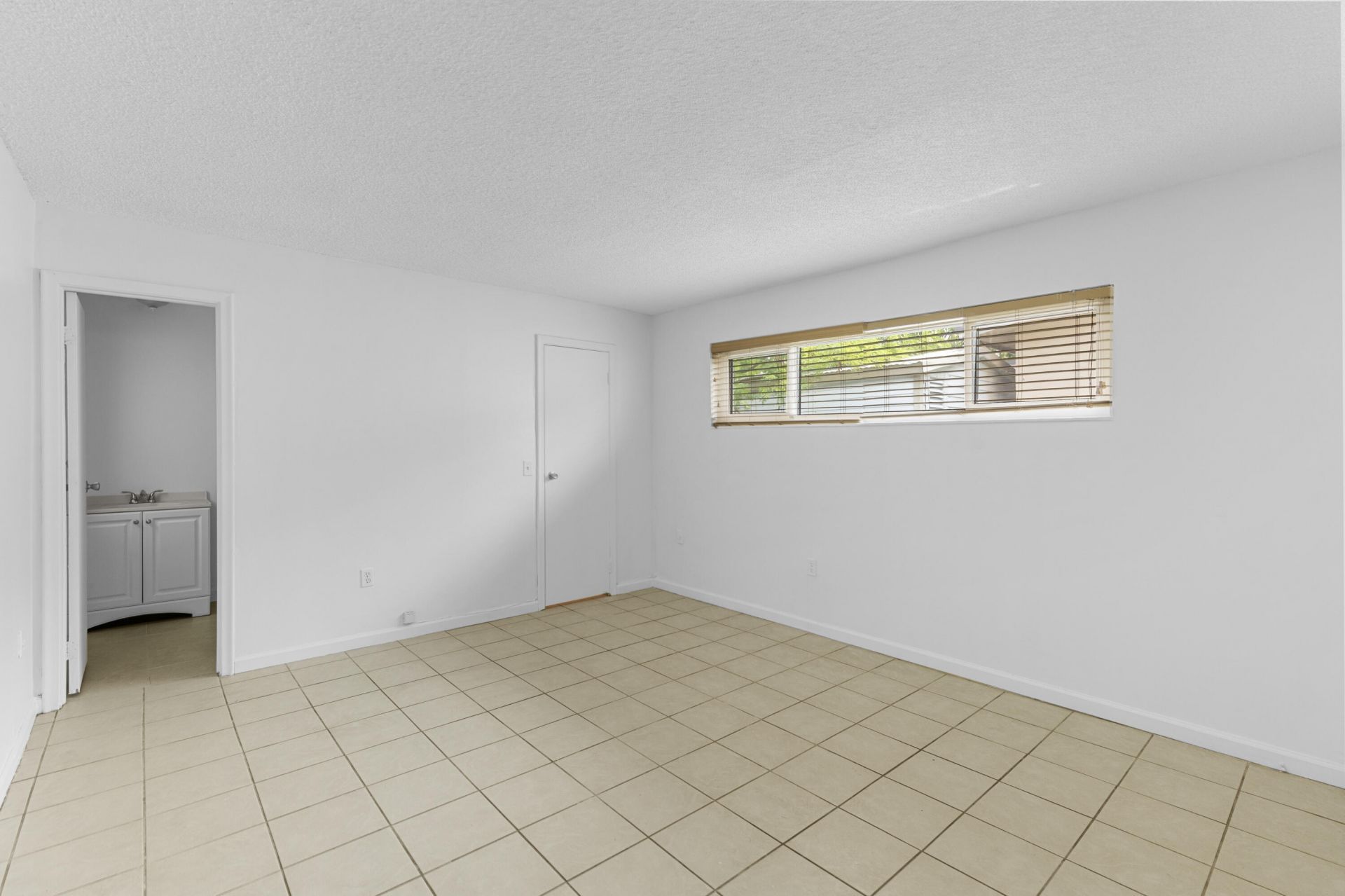 9171 NW 26th Place, Sunrise, FL 33322 Photo