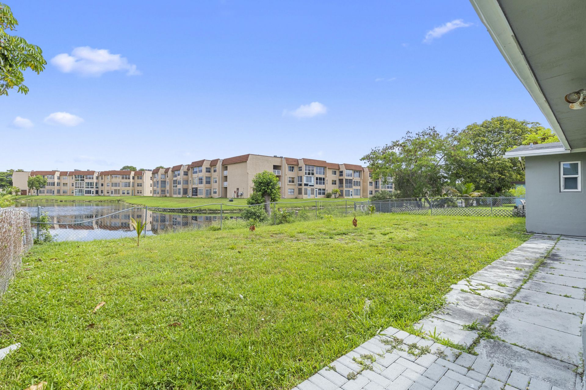 9171 NW 26th Place, Sunrise, FL 33322 Photo